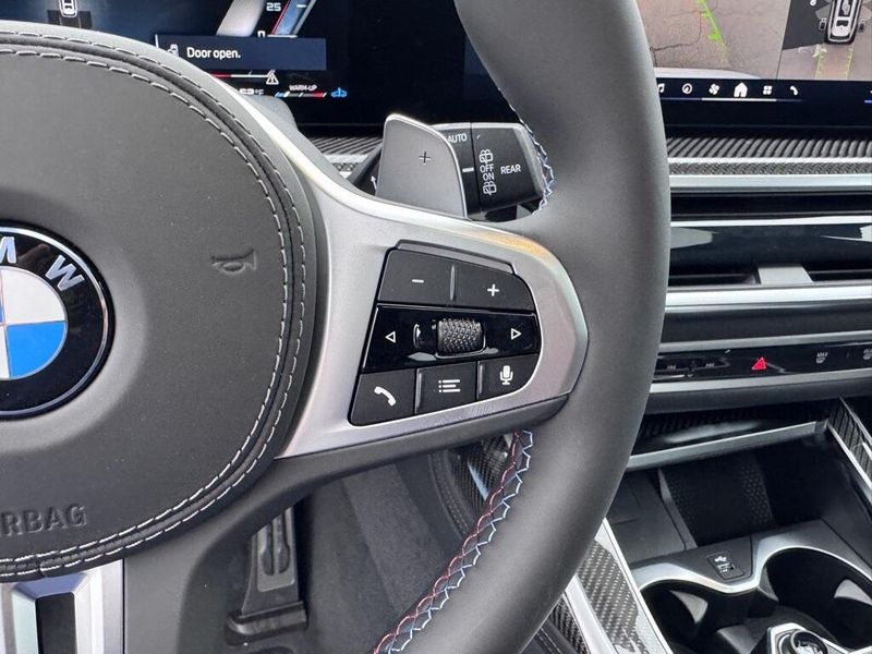 2025 BMW X7 M60iImage 24