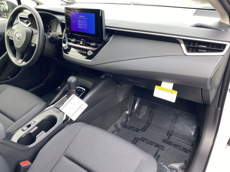 2025 Toyota Corolla Image 9