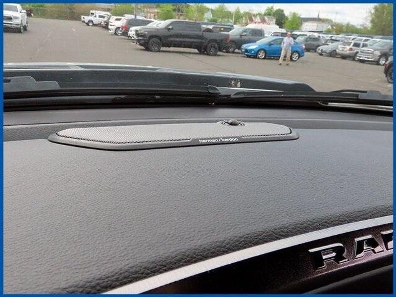 2025 RAM 1500 RebelImage 18