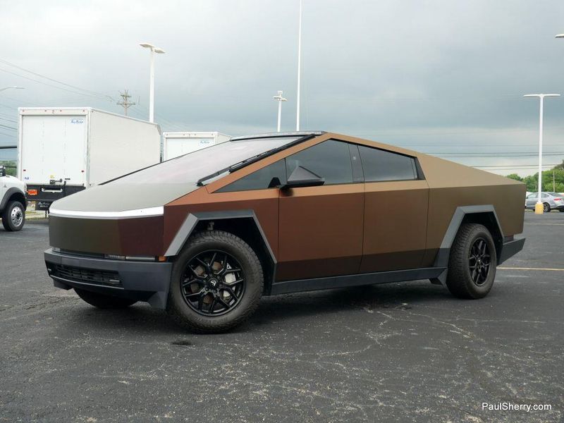 2024 Tesla Cybertruck Cyberbeast photo 3