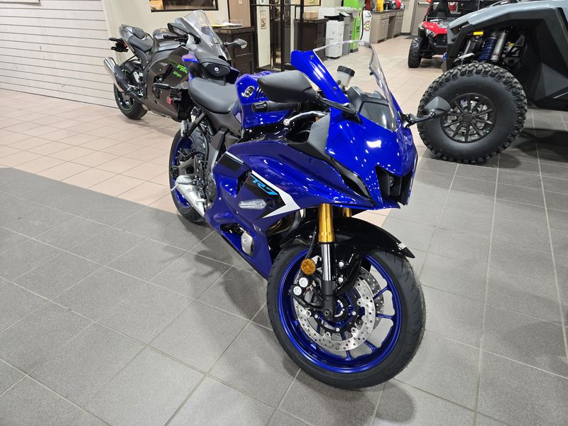 2025 Yamaha YZFR7 TEAM BLUE Image 1