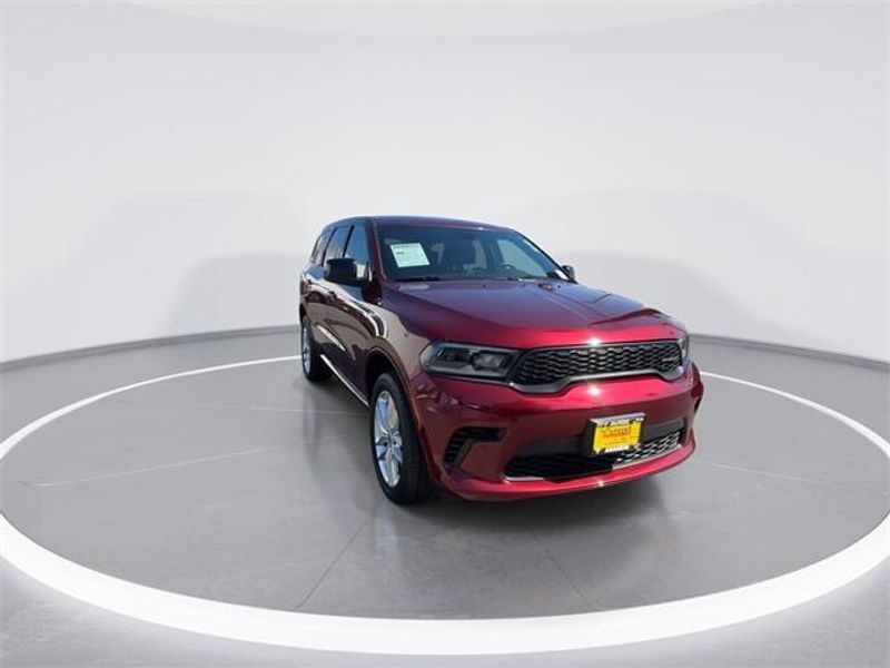 2023 Dodge Durango GT photo 2