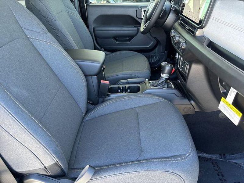 New 2026 Jeep Wrangler 2-door Sport SImage 12