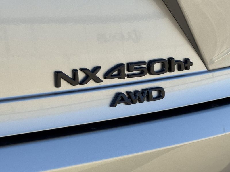 New 2026 Lexus NX 450h+ PremiumImage 13