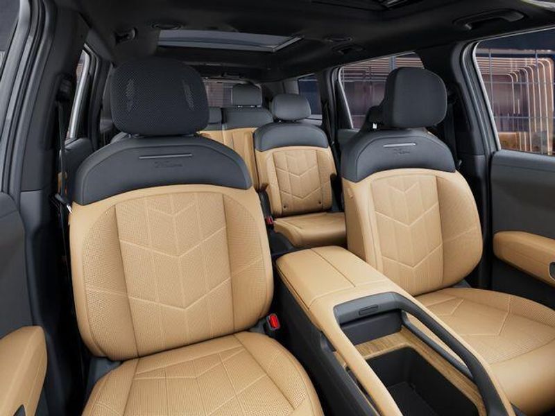 New 2027 Kia Telluride Hybrid X-Line SXImage 16