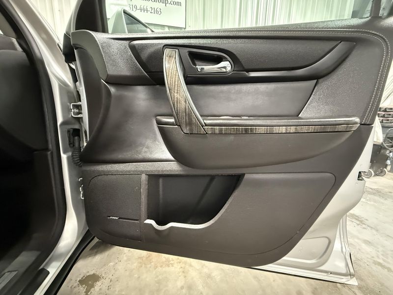 Used 2014 GMC Acadia SLTImage 11