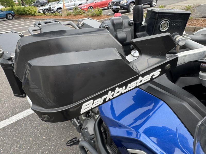 2017 Triumph Explorer XCx LRH 