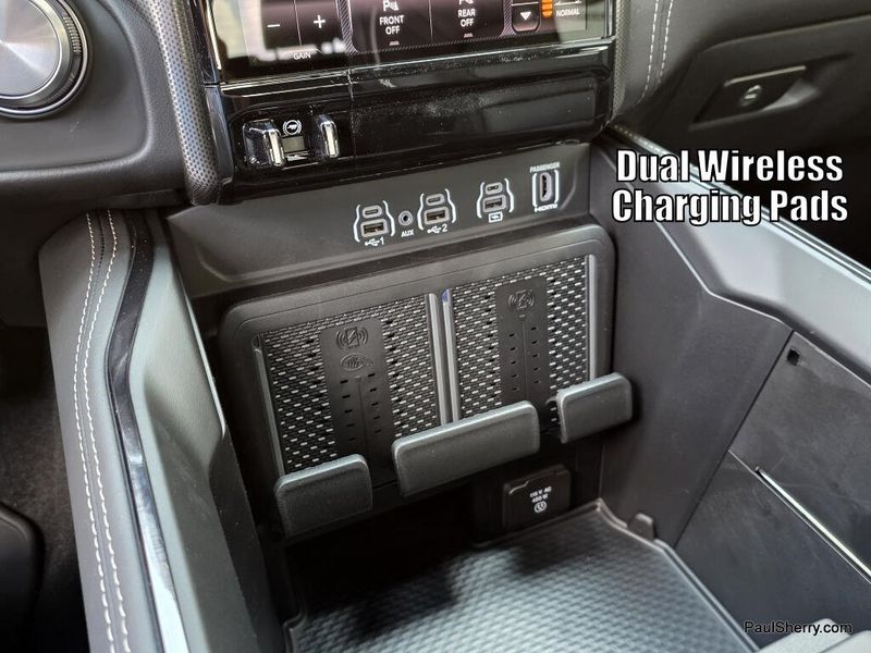 New 2026 RAM 1500 Limited Crew Cab 4x4 5'7' Box