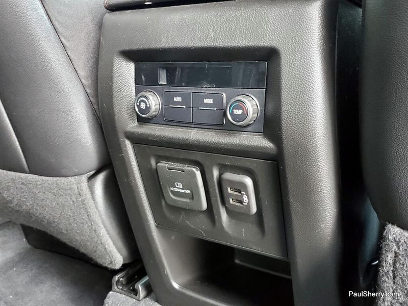 Used 2022 Chevrolet Traverse RS