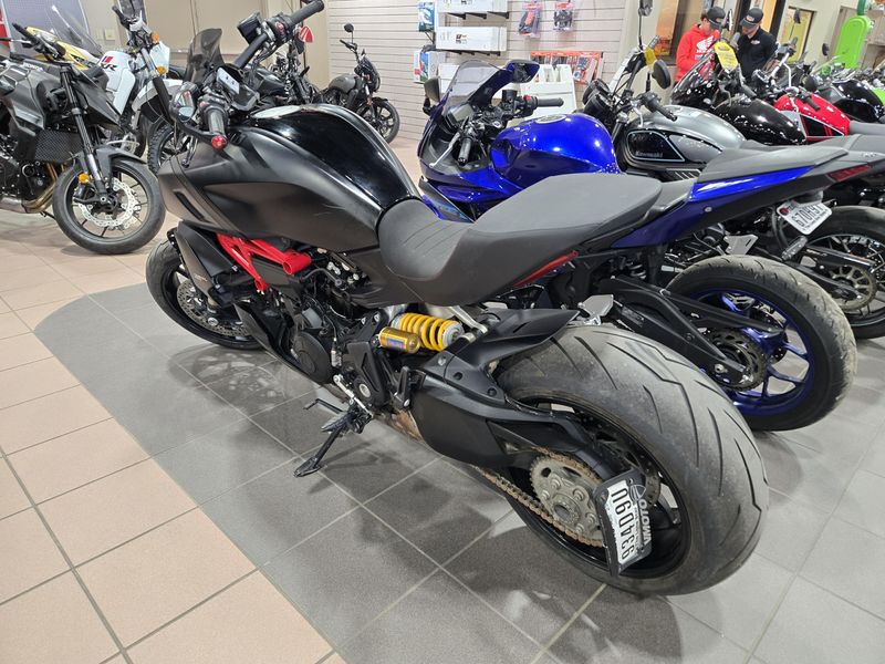 USED 2020 DUCATI DIAVEL 1260 Image 5