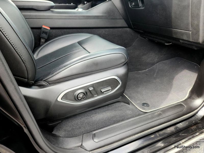 2025 Jeep Wagoneer Series I