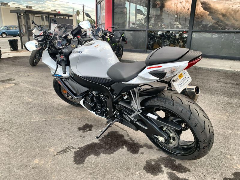 Used 2023 Suzuki GSX-R600 CA Image 13