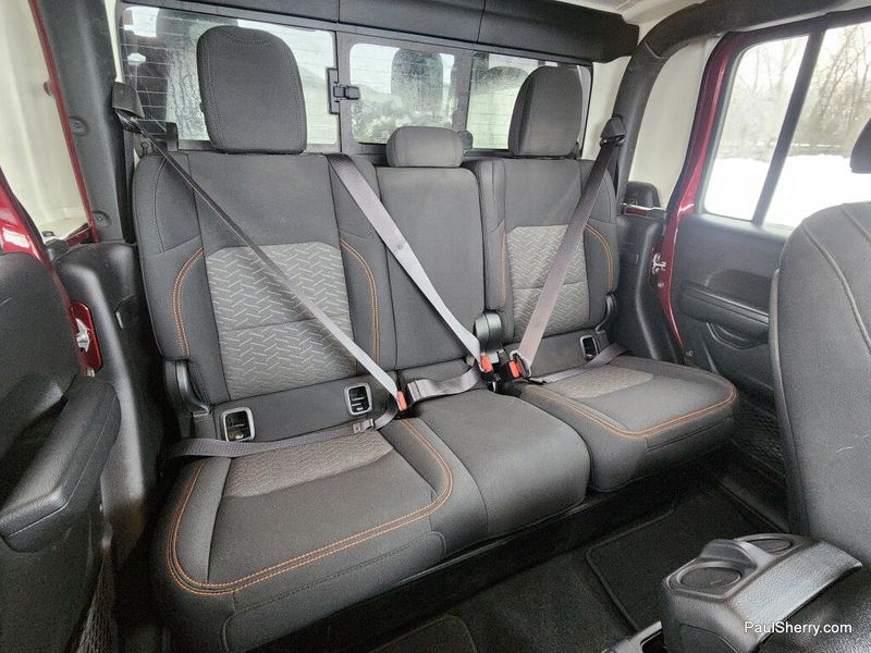 Used 2022 Jeep Gladiator Mojave