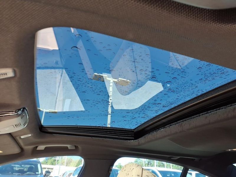 Used 2019 BMW 530i xDriveImage 17