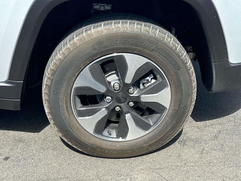 New 2022 Jeep Grand Cherokee 4xe Limited 4x4