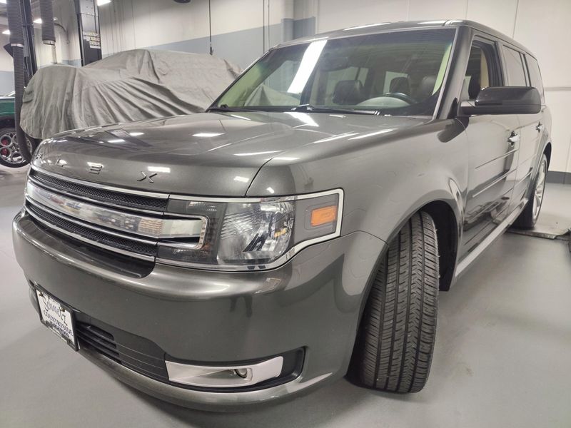 2015 Ford Flex SEL AWD w/Vista Roof & NavigationImage 12