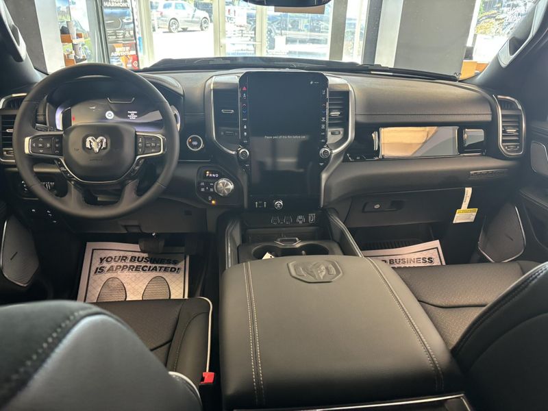 New 2026 RAM 1500 Laramie Crew Cab 4x4 5'7' Box