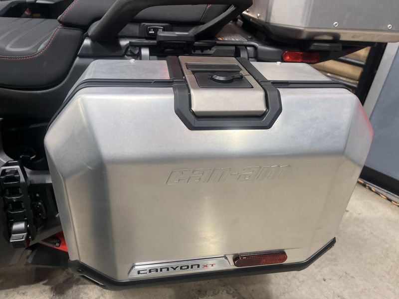 New 2025 Can-Am CANYON XT Image 11
