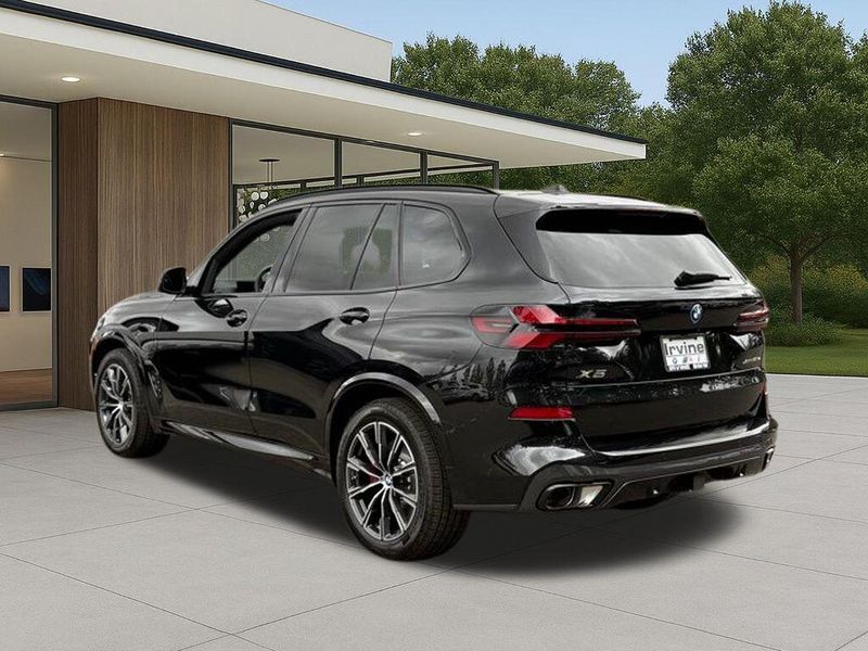 New 2026 BMW X5 xDrive50eImage 12