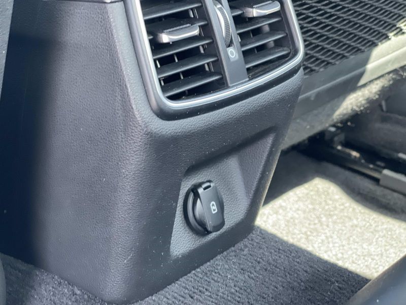 Used 2019 Genesis G70 2.0T Advanced RWD