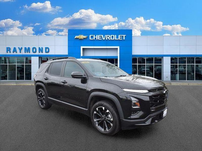 Used 2025 Chevrolet Equinox RSImage 11