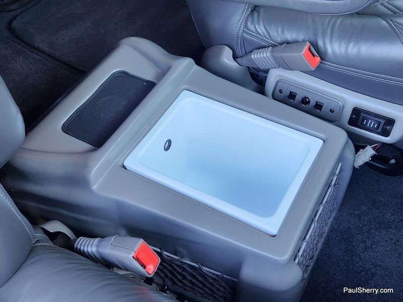 2023 Chevrolet Express Cargo Image 40