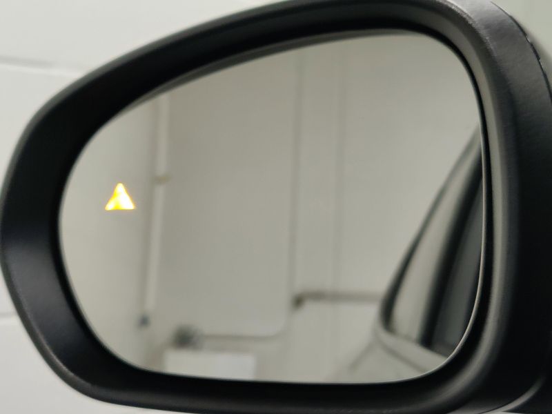 Used 2024 Alfa Romeo Tonale Veloce Premium AWD w/SunroofImage 13