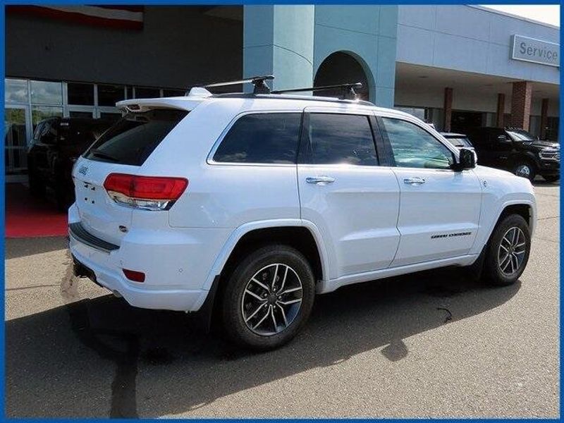2019 Jeep Grand Cherokee Overland photo 6