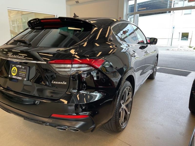 2021 Maserati Levante S GranSportImage 8