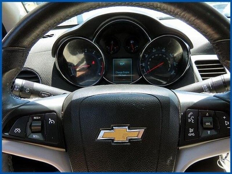 2013 Chevrolet Cruze 2LTImage 14