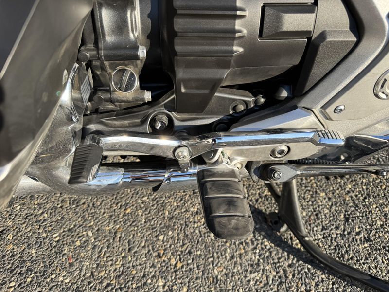 2018 Honda Gold Wing Tour - PEARL WHITE - WITH TRAVEL TRAILER 