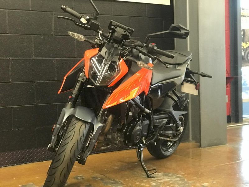 New 2024 KTM 250 DUKE Image 13