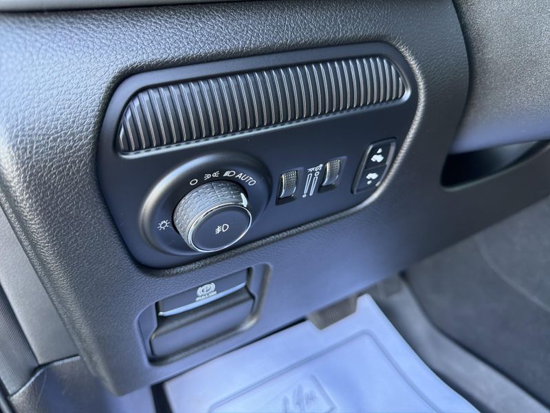 2024 Jeep Wagoneer Series 1Image 35