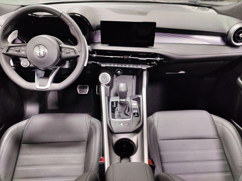 Used 2024 Alfa Romeo Tonale Veloce Premium AWD w/SunroofImage 23