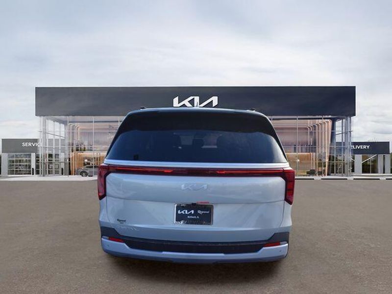 New 2026 Kia Carnival EXImage 5