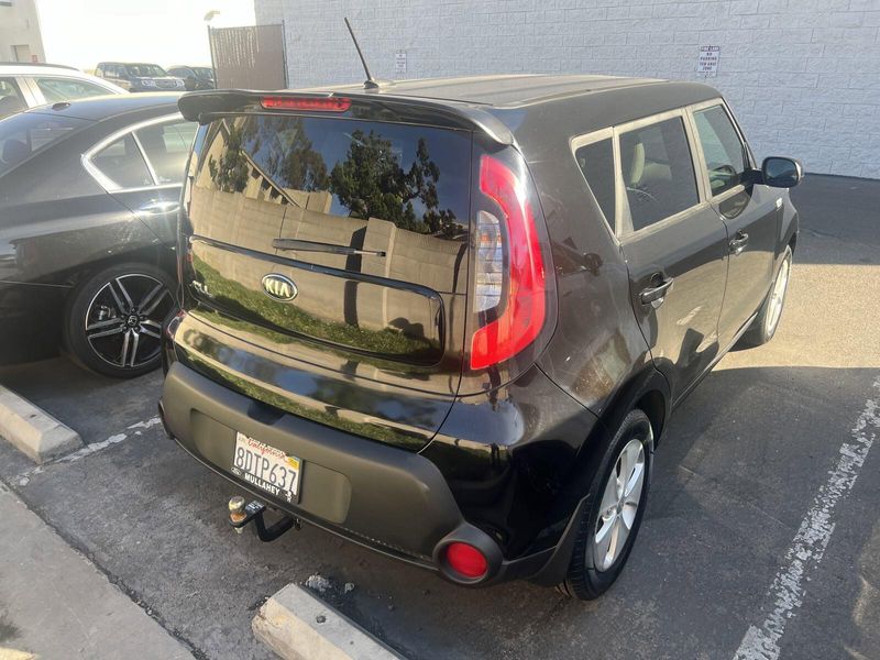 2016 Kia Soul BaseImage 4