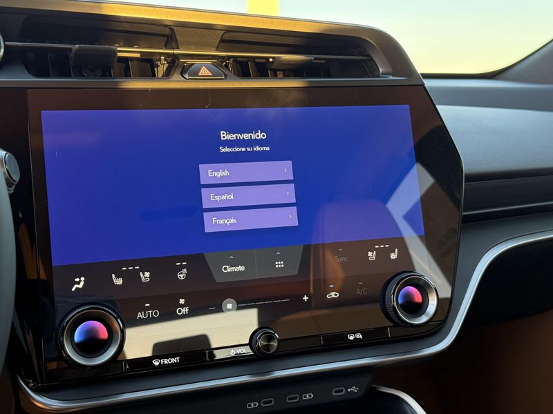 New 2026 Lexus RZ 350eImage 23