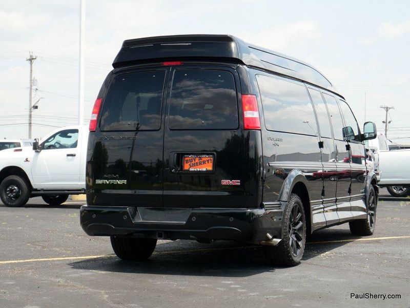 2020 GMC Savana Cargo Image 10
