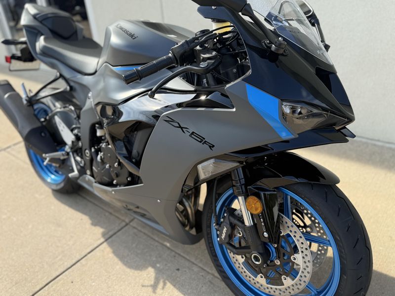 2026 Kawasaki NINJA ZX 6R ABSImage 6
