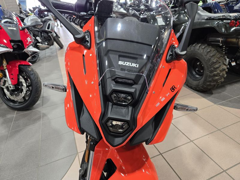 NEW 2026 SUZUKI GSX8R Image 9