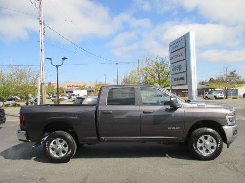 2025 RAM 2500 Big Horn Crew Cab 4x4 6