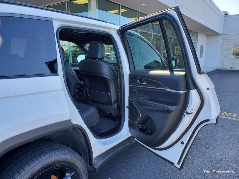 New 2026 Jeep Grand Cherokee Limited 4x4