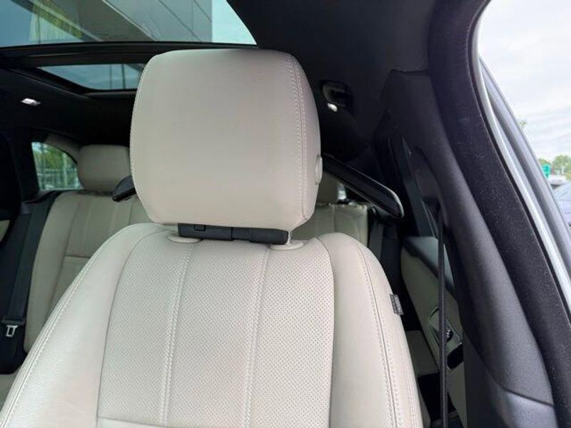 Used 2022 Land Rover Range Rover Velar R-Dynamic S