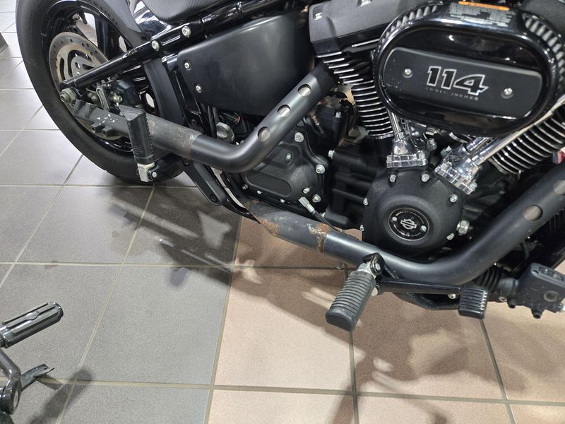 2022 HARLEY SOFTAIL STREET BOB 114 Image 11