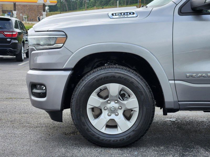 2025 RAM 1500 Lone Star Crew Cab 4x4 5