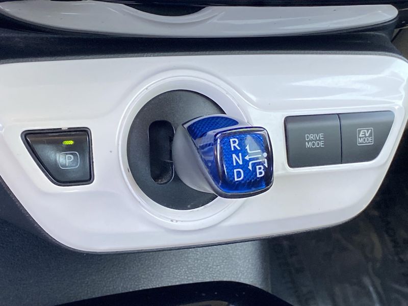 Used 2018 Toyota Prius ThreeImage 25