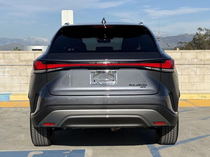 New 2026 Lexus RX 450h+ LuxuryImage 10