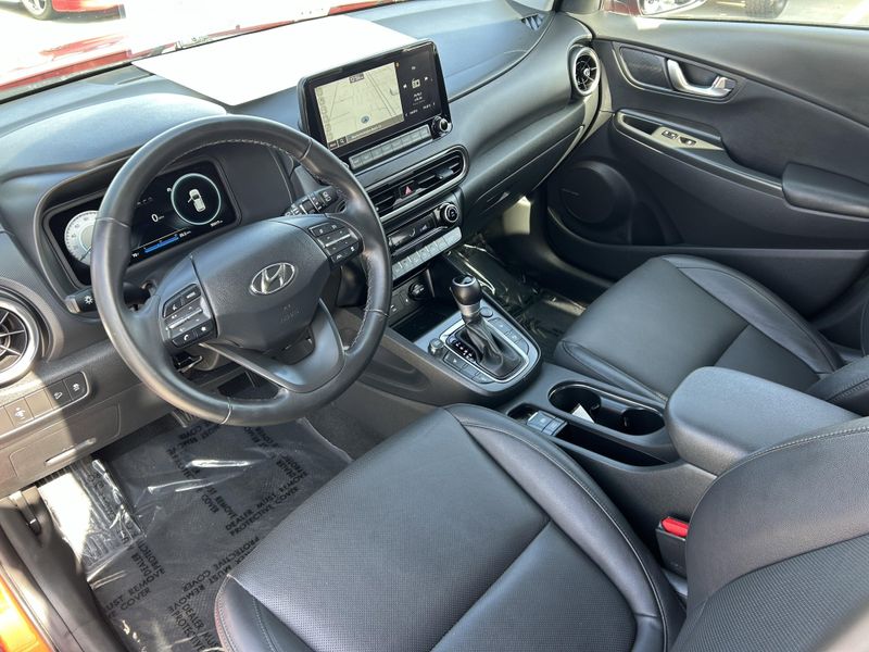 Used 2022 Hyundai Kona LimitedImage 14