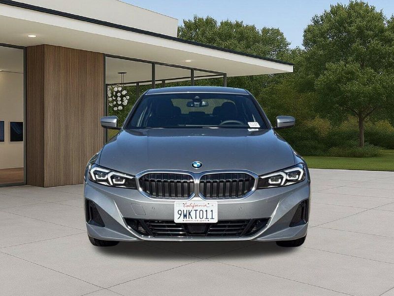 Used 2026 BMW 3 Series 330iImage 4