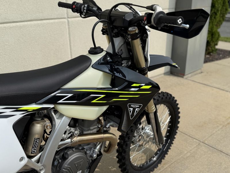 2026 Triumph TF450EImage 5
